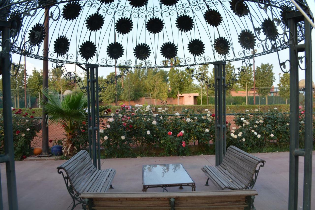 L'Auberge De Tennis Msc Oulad Lahsene Exterior photo