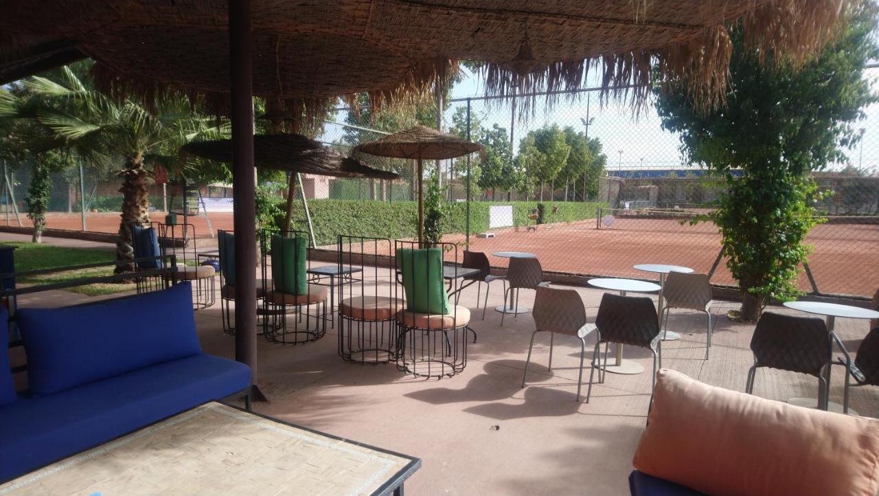 L'Auberge De Tennis Msc Oulad Lahsene Exterior photo